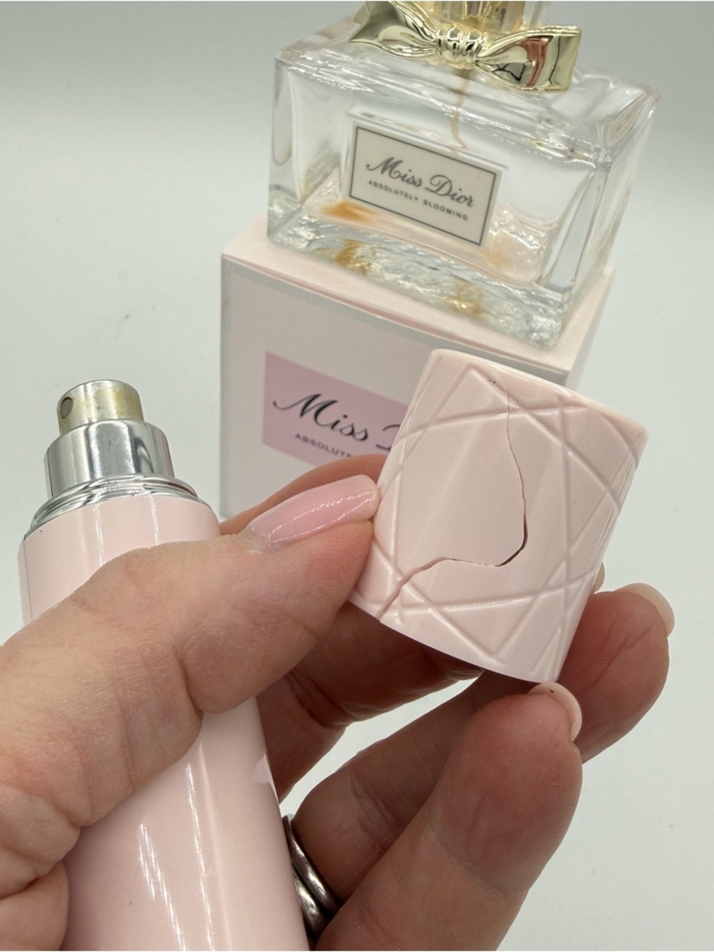 Dior Miss Dior Containers - Picture 8 of 15